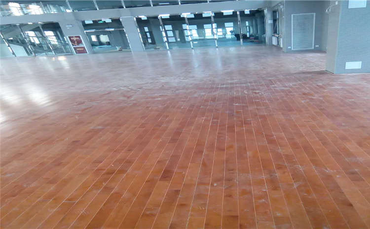 篮球场馆专用运动木地板价格