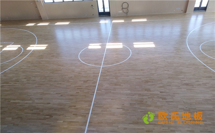 上海嘉定区小学体育馆木地板案例