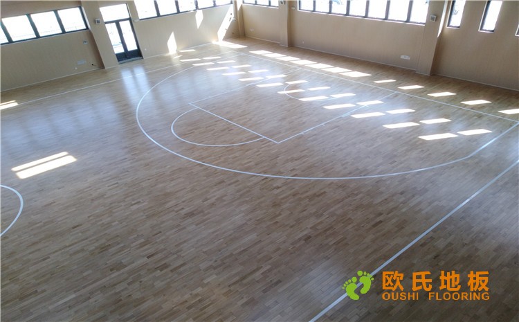 上海嘉定区小学体育馆木地板案例