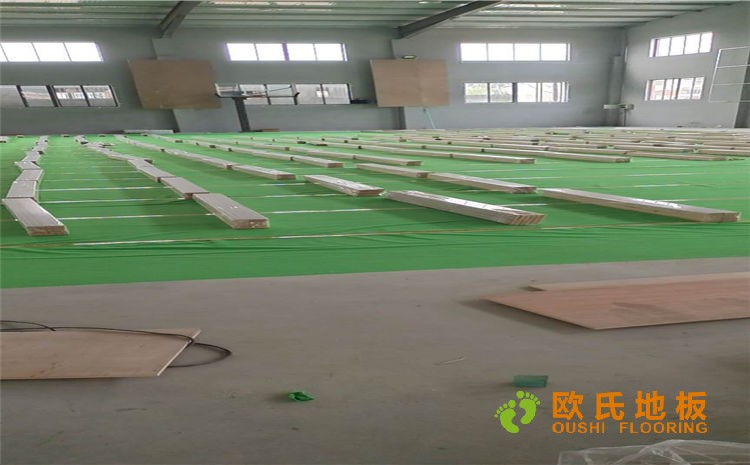 山东淄博市西域城篮球馆双层龙骨木地板项目